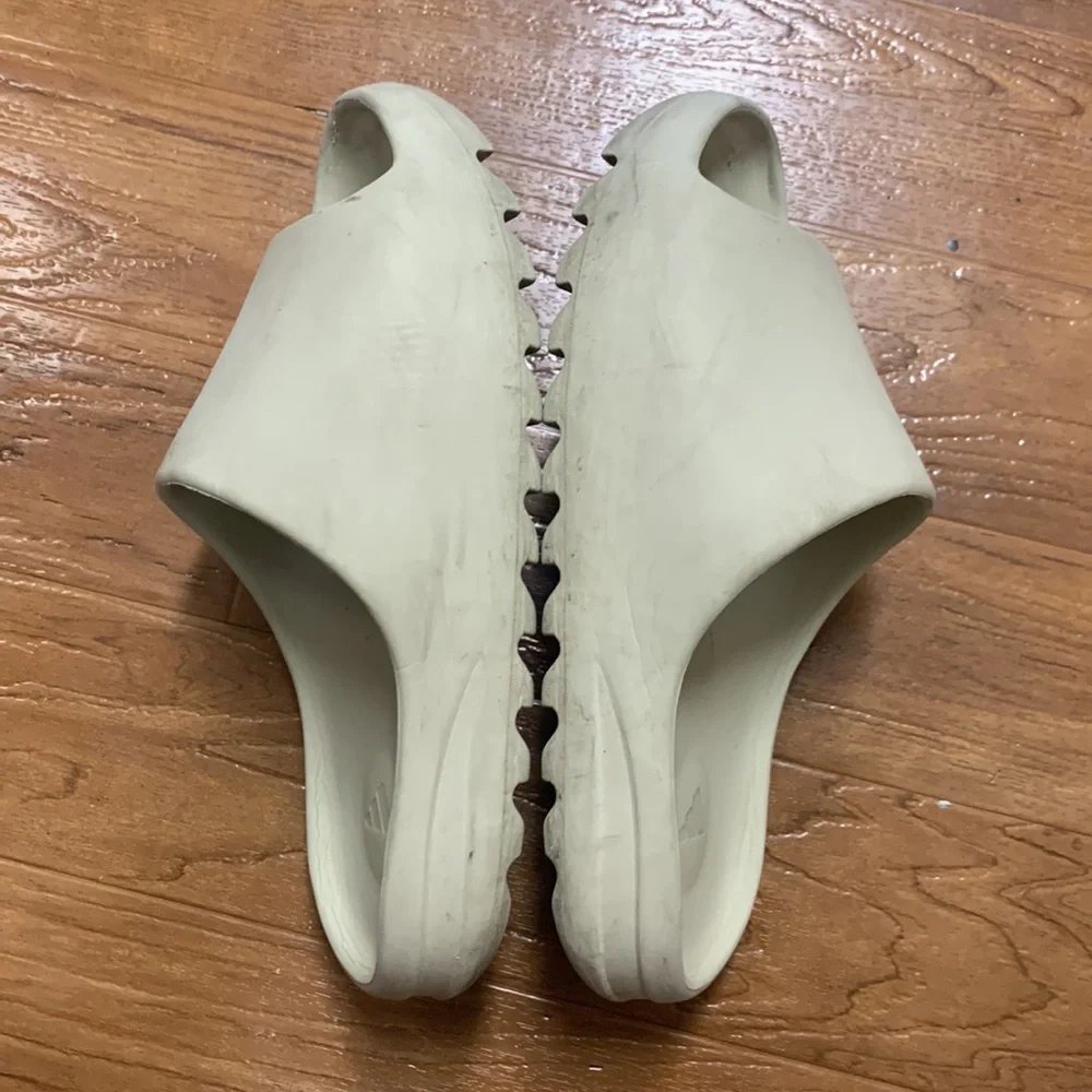 Yeezy good preowned